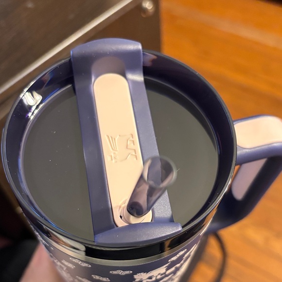 Stanley Bandana Blue Quencher Tumbler - Picture 3 of 5